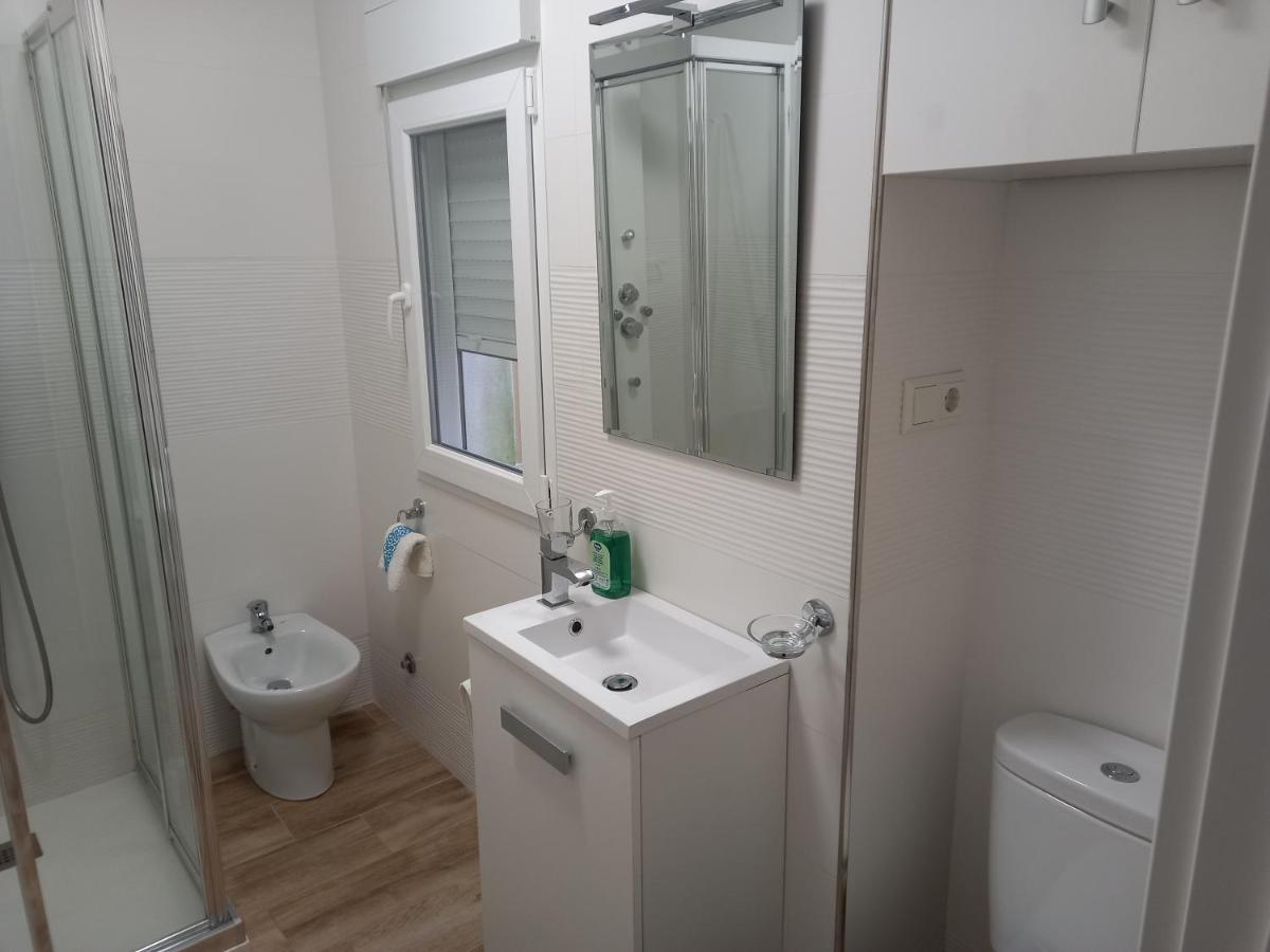 Apartamento A 350 Metros De La Playa Pobra Do Caraminal Exteriér fotografie